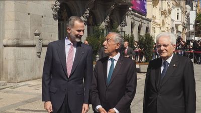 El rey Felipe VI defiende en Braga el potencial del español para la innovación