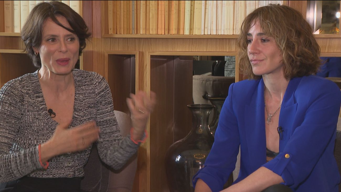 Aitana Sánchez Gijón y Marta Poveda, dos pícaras en Matadero Madrid