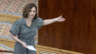 Ayuso relata en la Asamblea cómo sería Madrid con Gabilondo y Pablo Iglesias en el poder