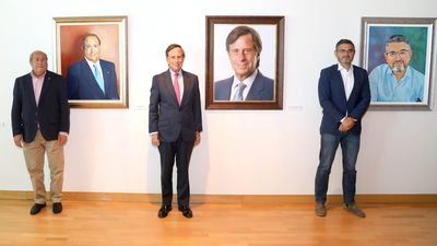 Alcobendas estrena una galería con retratos de sus alcaldes tras la dictadura