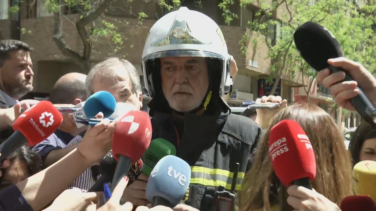 El portavoz de Bomberos en la zona de la explosión: "La prioridad ...
