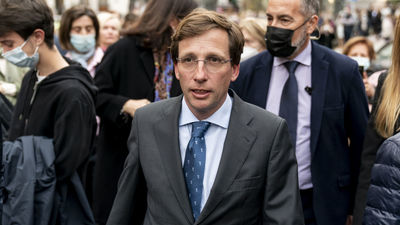 Almeida ganaría las elecciones municipales y Cs resiste en la capital, según dos encuestas