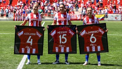 Amanda Sampedro, Silvia Meseguer y Laia Aleixandri, homenajeadas en su adiós al Atleti
