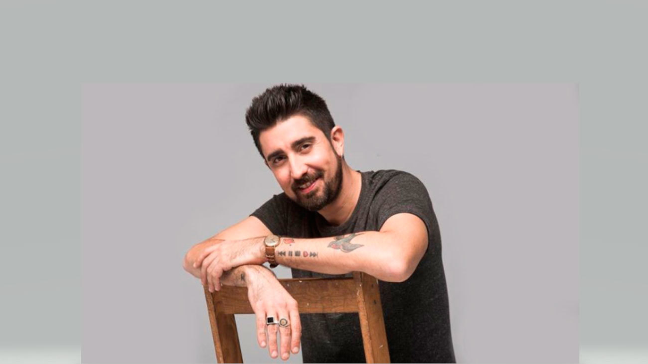 Álex Ubago: "Yo nunca soñé con ser famoso, como los chicos de ahora, sino con  cantar mis canciones"