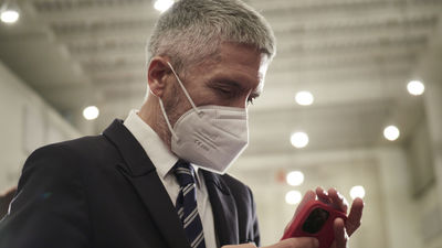 El teléfono de Marlaska también fue espiado y hubo un intento de infección del terminal de Luis Planas