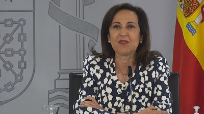 Robles: “La de Esteban no ha sido una destitución sino una sustitución de una funcionaria del Centro por otra"