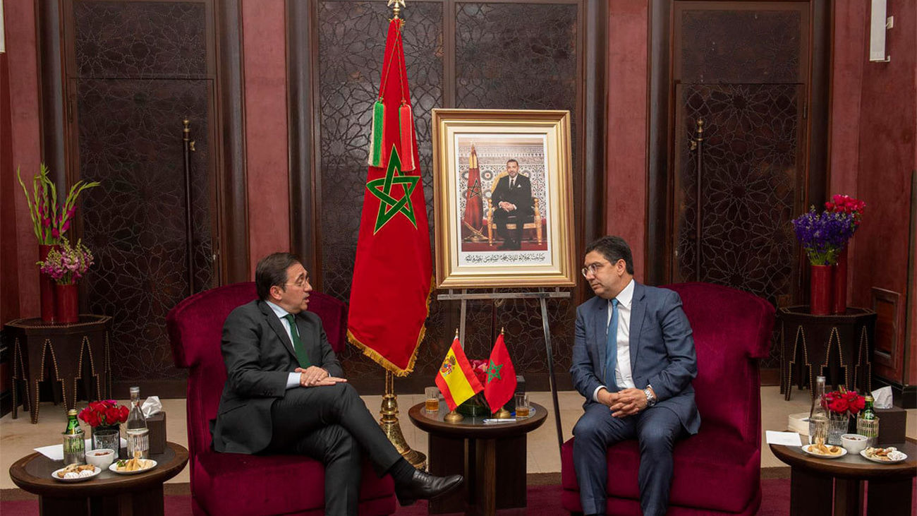 José Manuel Albares con su homólogo marroquí Naser Burita