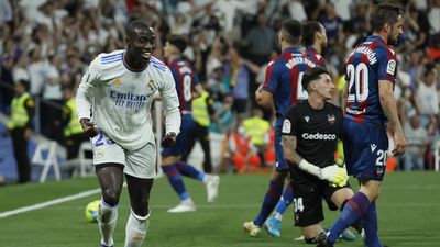 6-0. El Real Madrid se da un homenaje ante un Levante desahuciado