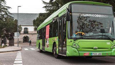Ya funciona la lanzadera desde Soto del Real y Manzanares El Real a la estación de Renfe de Colmenar