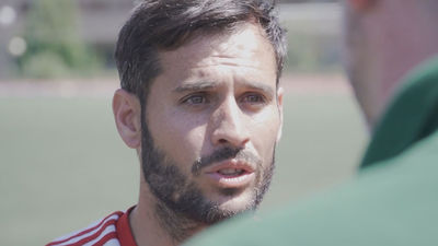 Joaquín Cerdá, director deportivo del Navalcarnero, volcado en niños con autismo