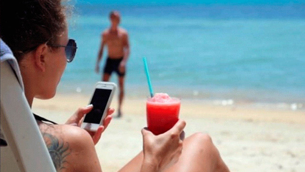 La mitad de los españoles reconoce que gasta dinero en productos que no necesita