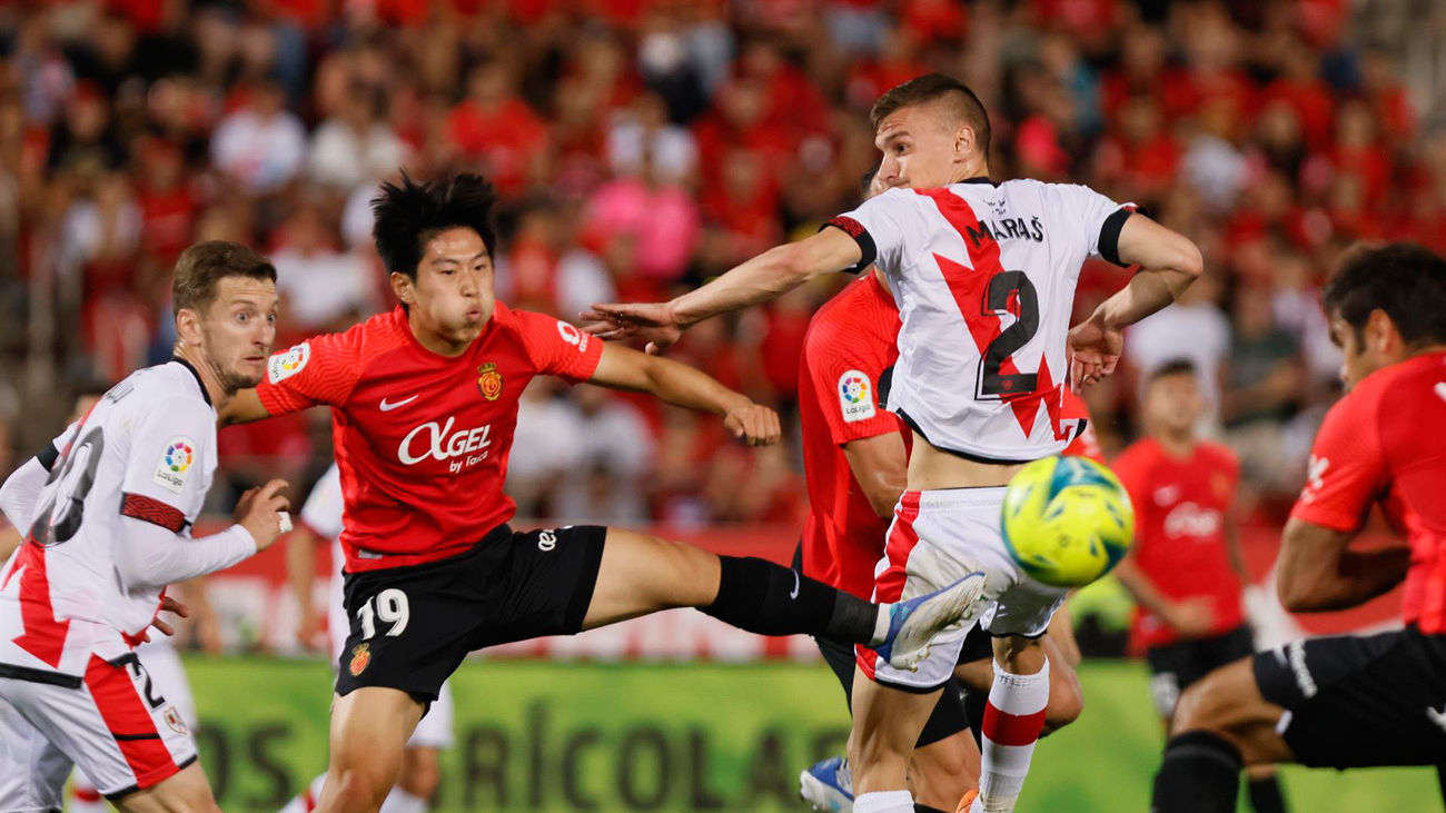2-1. El Rayo Vallecano pierde ante un Mallorca que 'se jugaba la vida'