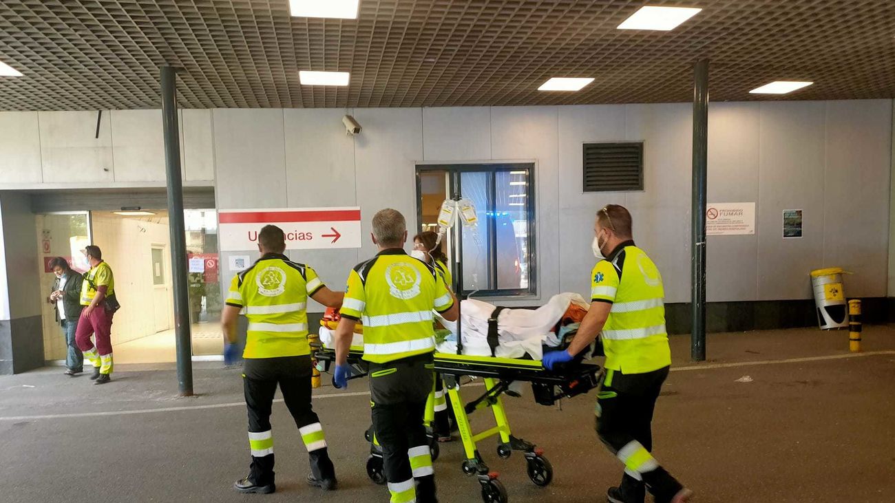 Accidente de tráfico en el Paseo de la Castellana: Una moto sale despedida tras chocar con un coche