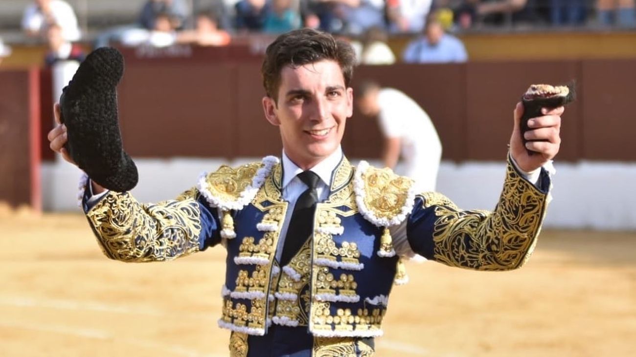 Marcos corta una oreja en la última clasificatoria de la Copa Chenel en San Agustín del Guadalix