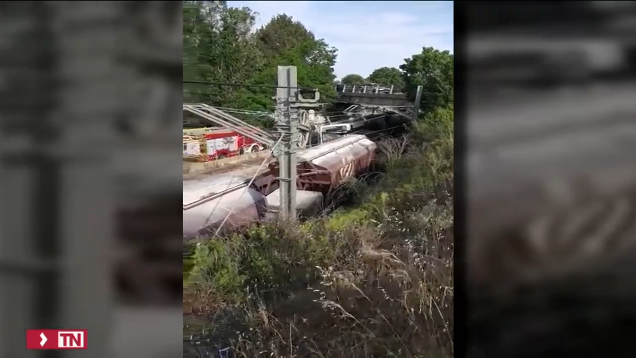 Un muerto y 85 heridos tras el choque de dos trenes en Barcelona