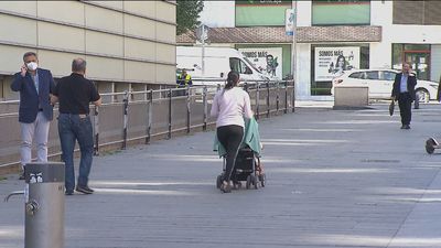Abierto el plazo para solicitar las ayudas de la Comunidad de Madrid de apoyo a embarazadas y madres sin recursos