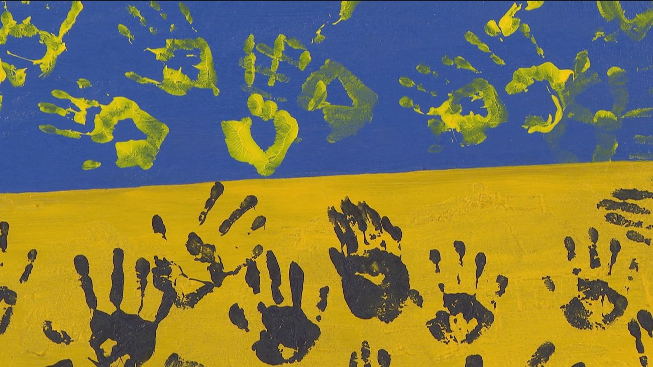 Artistas ucranianos muestran lo peor de la invasión en una exposición en Madrid