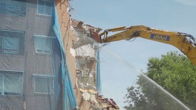 Derriban más de una veintena de casas en San Fernando de Henares