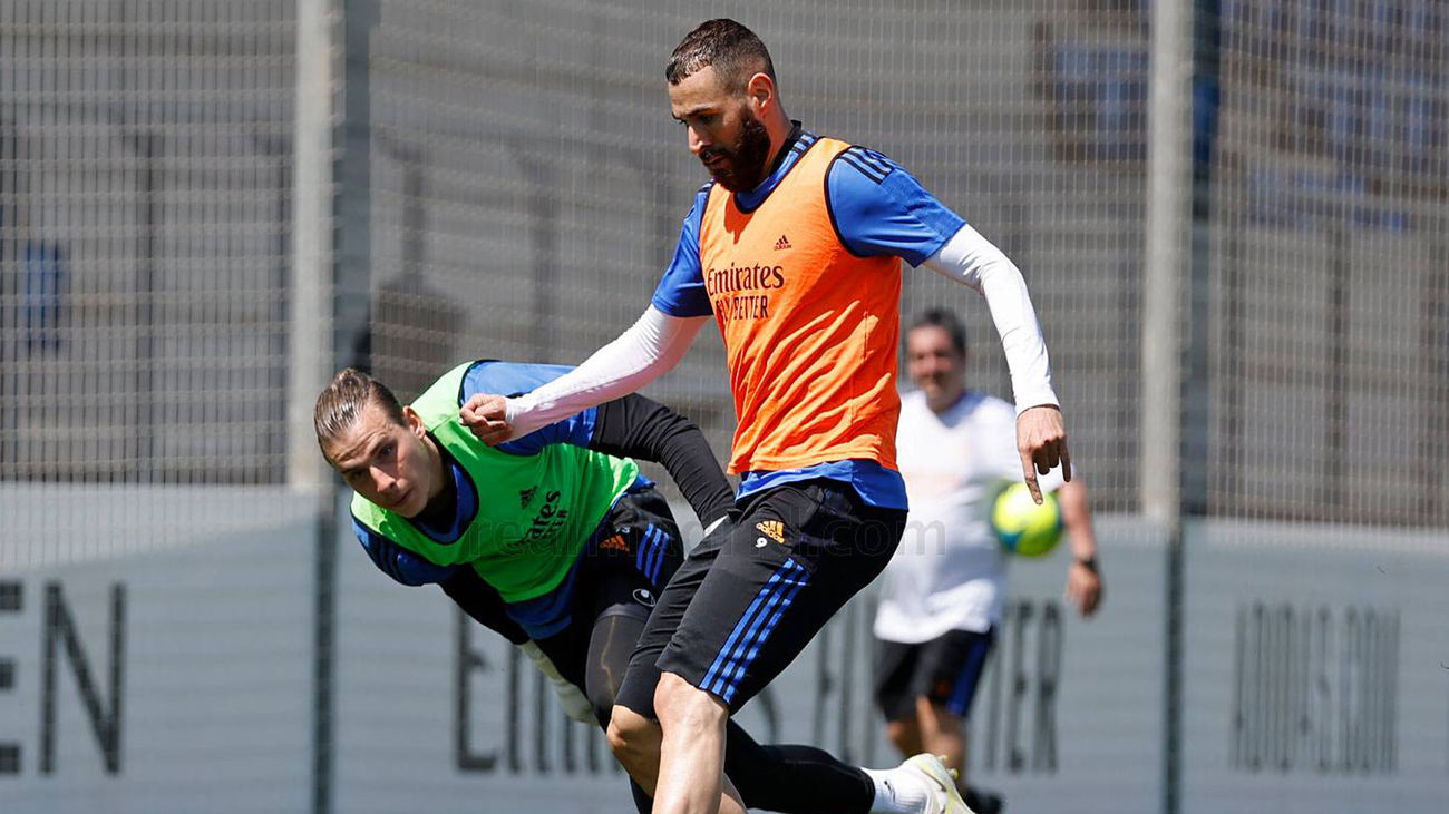 Benzema vuelve a entrenar y Ancelotti perfila su plan