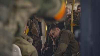 Suecia y Finlandia entregarán este miércoles su solicitud de ingreso en la OTAN y Ucrania confirma que las negociaciones con Rusia están "en pausa"