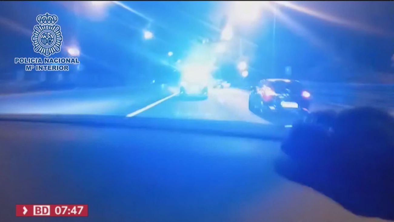 Unos atracadores impactan contra una fachada en Carabanchel tras una persecución policial