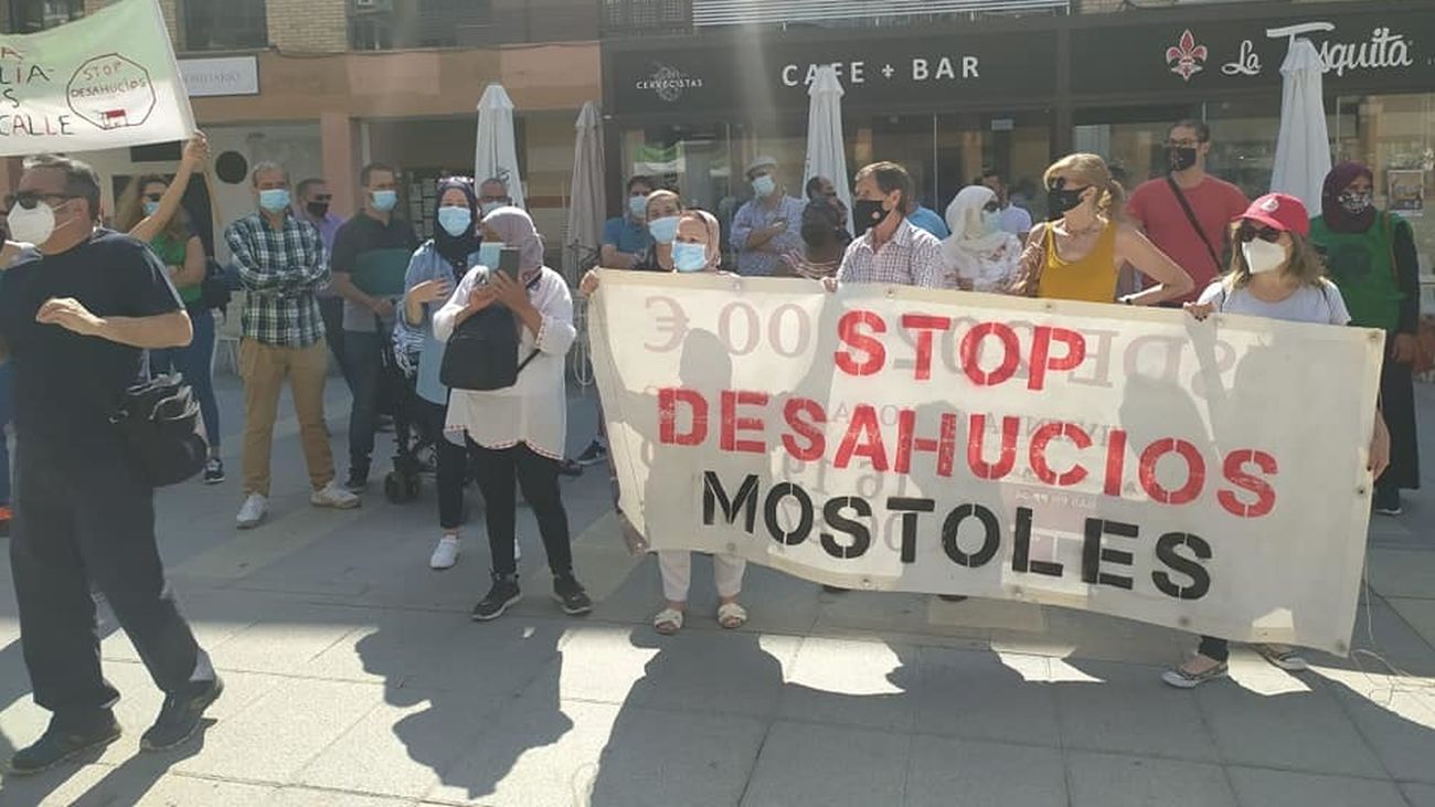 Concentración de la Plataforma Stop Desahucios Móstoles