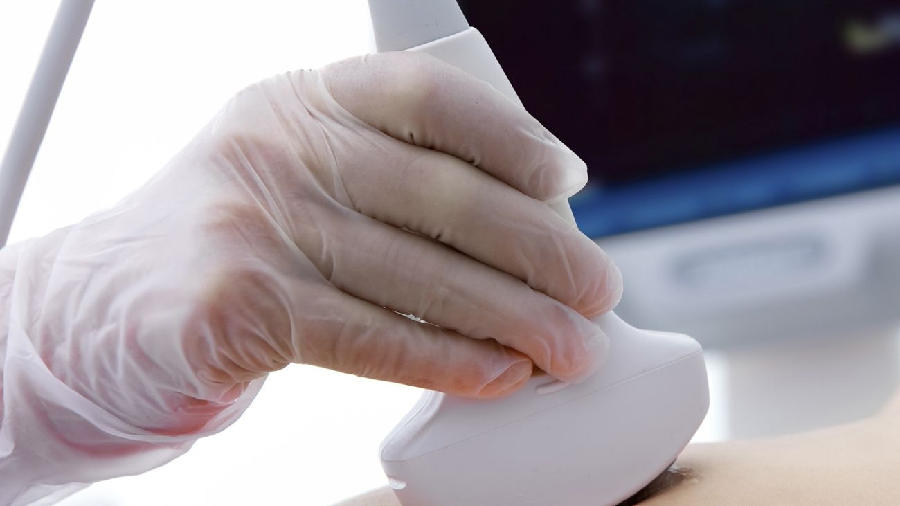 Encuesta Telemadrid: El 70% no está de acuerdo con que una menor de 16 años pueda abortar sin permiso de sus padres