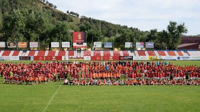 Más de 500 jugadores de la RSD Alcalá expresan su sentimiento rojillo