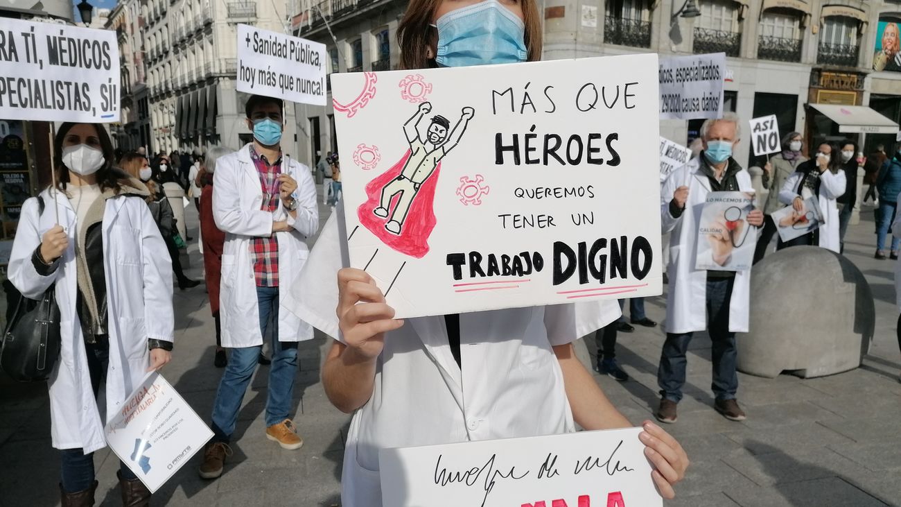 Los médicos en huelga estudiarán la propuesta de Sanidad en asamblea antes de suspender la movilización