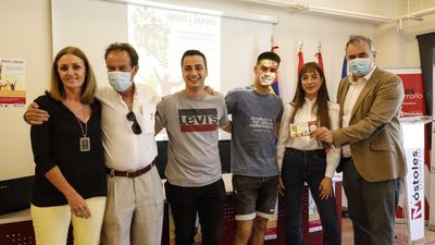 Estudiantes del IES Felipe Trigo de Móstoles,  primer premio del Concurso Aprendo y Emprendo