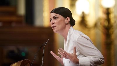 Salobreña anula el empadronamiento de Macarena Olona y deja en el aire su candidatura