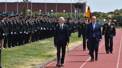 Grande Marlaska, abucheado en plena jura de los nuevos agentes en la academia de Ávila