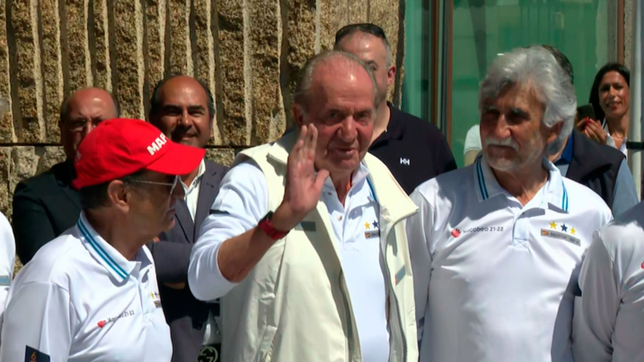 “Viva el Rey”: Sanxenxo se vuelca con el Rey emérito don Juan Carlos