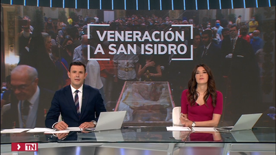 Los madrileños veneran el cuerpo incorrupto de San Isidro Labrador