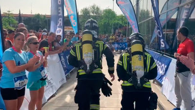 Carlos Tejada gana las tres  modalidades de la Carrera Vertical de Bomberos de Madrid