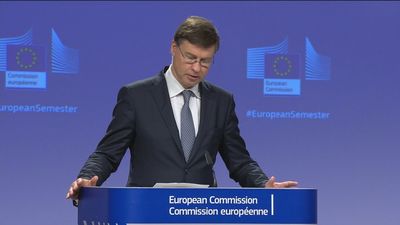 Bruselas propone prorrogar la suspensión de los  límites de deuda y déficit públicos hasta finales de 2023