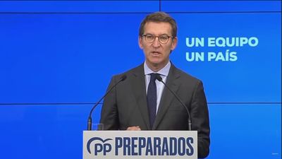 Núñez Feijóo arenga al PP para gobernar con mayorías amplias sin depender de Vox
