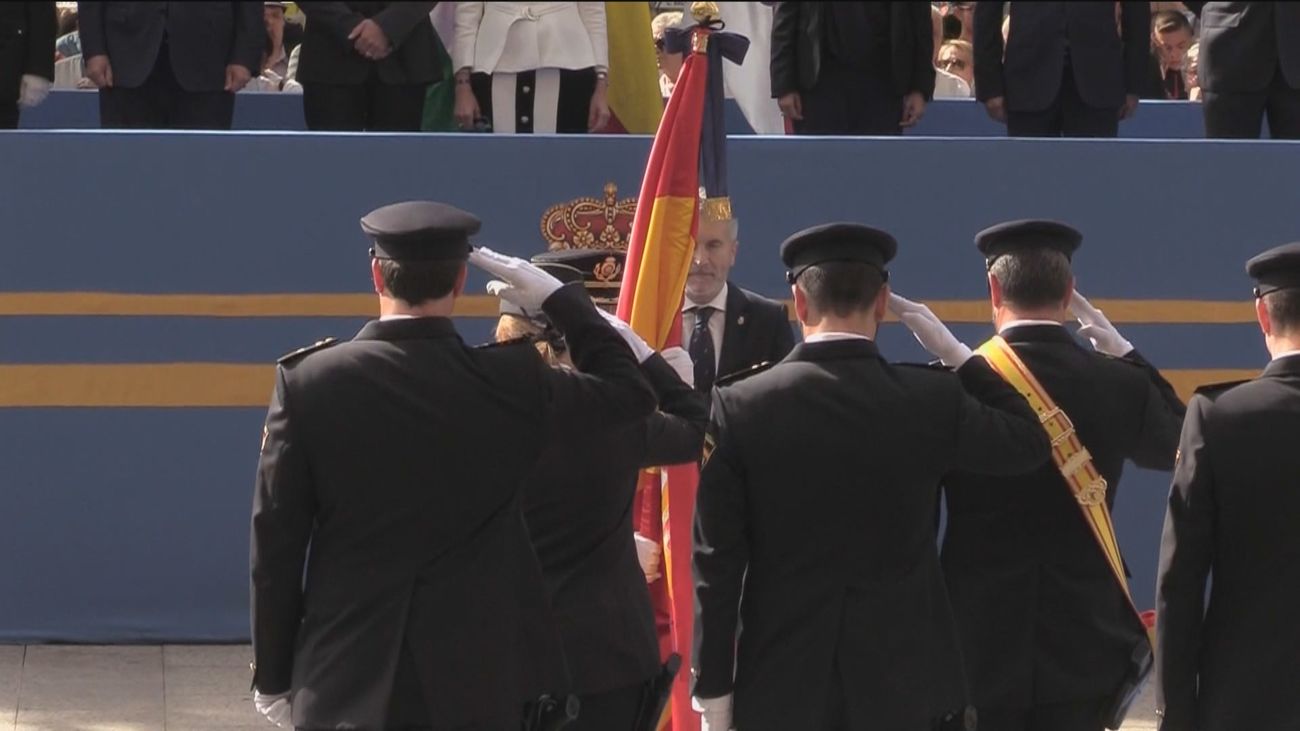 Díaz Ayuso se ofrece para realizar el homenaje a las Fuerzas y Cuerpos de Seguridad por el fin de ETA