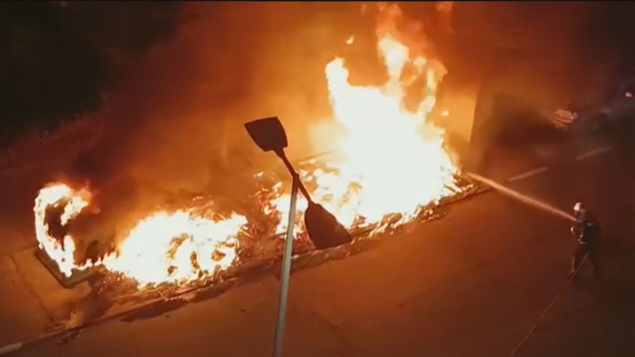 Susto en Rivas por un incendio en unos contenedores