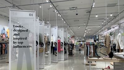 El cambio de Amazon: de cerrar librerías a abrir tiendas de ropa