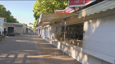 Últimos remates para abrir la Feria del Libro de Madrid