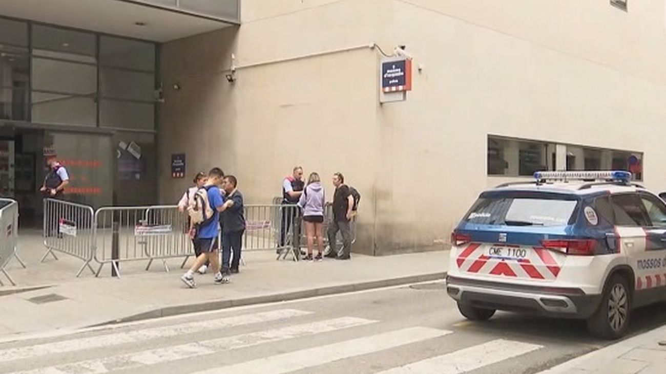 Una joven bengalí denuncia ante los Mossos que la quieren obligar a casarse