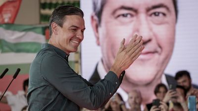 Sánchez acusa al PP de practicar la “corrupción de la democracia”