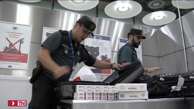 Cae una banda que tenía a sueldo a empleados de empresas del aeropuerto de Barajas para introducir cocaína