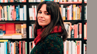 Quién está detrás de la misteriosa Alice Kellen, superventas de novela romántica