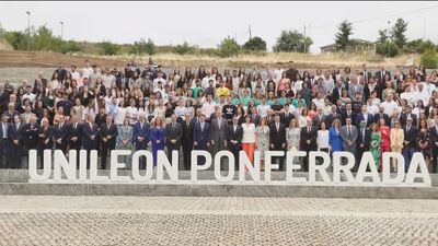 El Rey Felipe VI conoce el campus de la ULE en Ponferrada (León) y clausura los actos de su XXV Aniversario