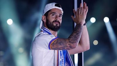 El Real Madrid despide a Isco como "leyenda" del club