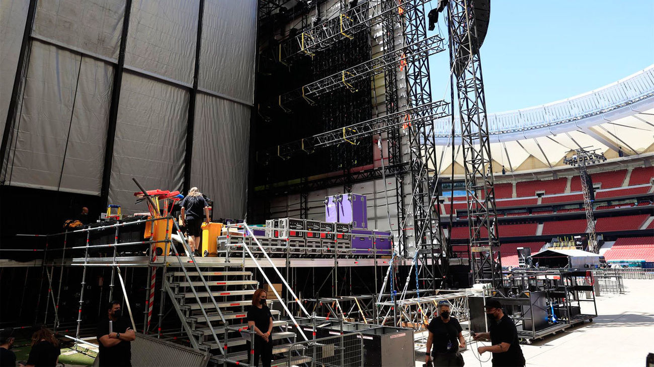 Esperando al concierto de sus satánicas majestades, The Rolling Stones