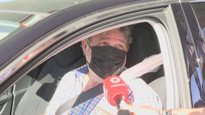 Con la gasolina a 2,17 euros en Madrid los conductores no notan el descuento: “60 euros para dos días, ese es el drama”