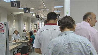 El paro se situó en España en el 13,3% en abril, la mayor tasa de la UE